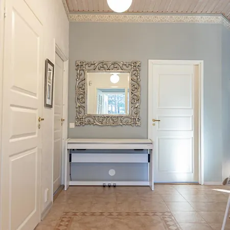 Aurora By Booklapland