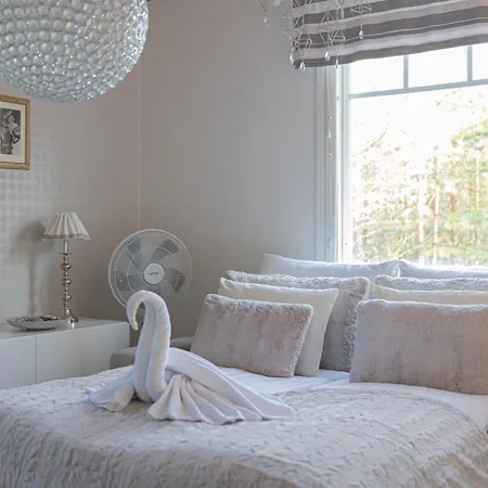 Aurora By Booklapland * Sinetta